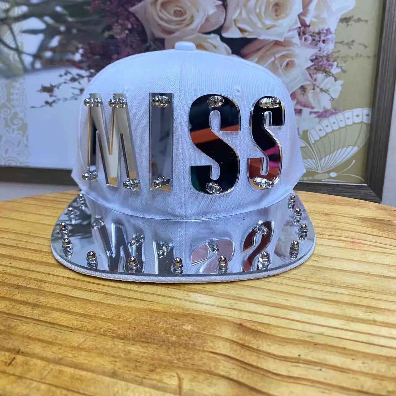 Men's KISS Sequin Letter Hip-Hop Cap - Adjustable Streetwear Hat