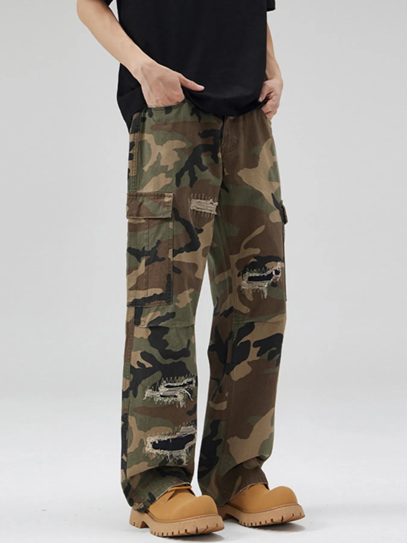 Men's Distressed Camouflage Cargo Pants - My Wear Clothing Co