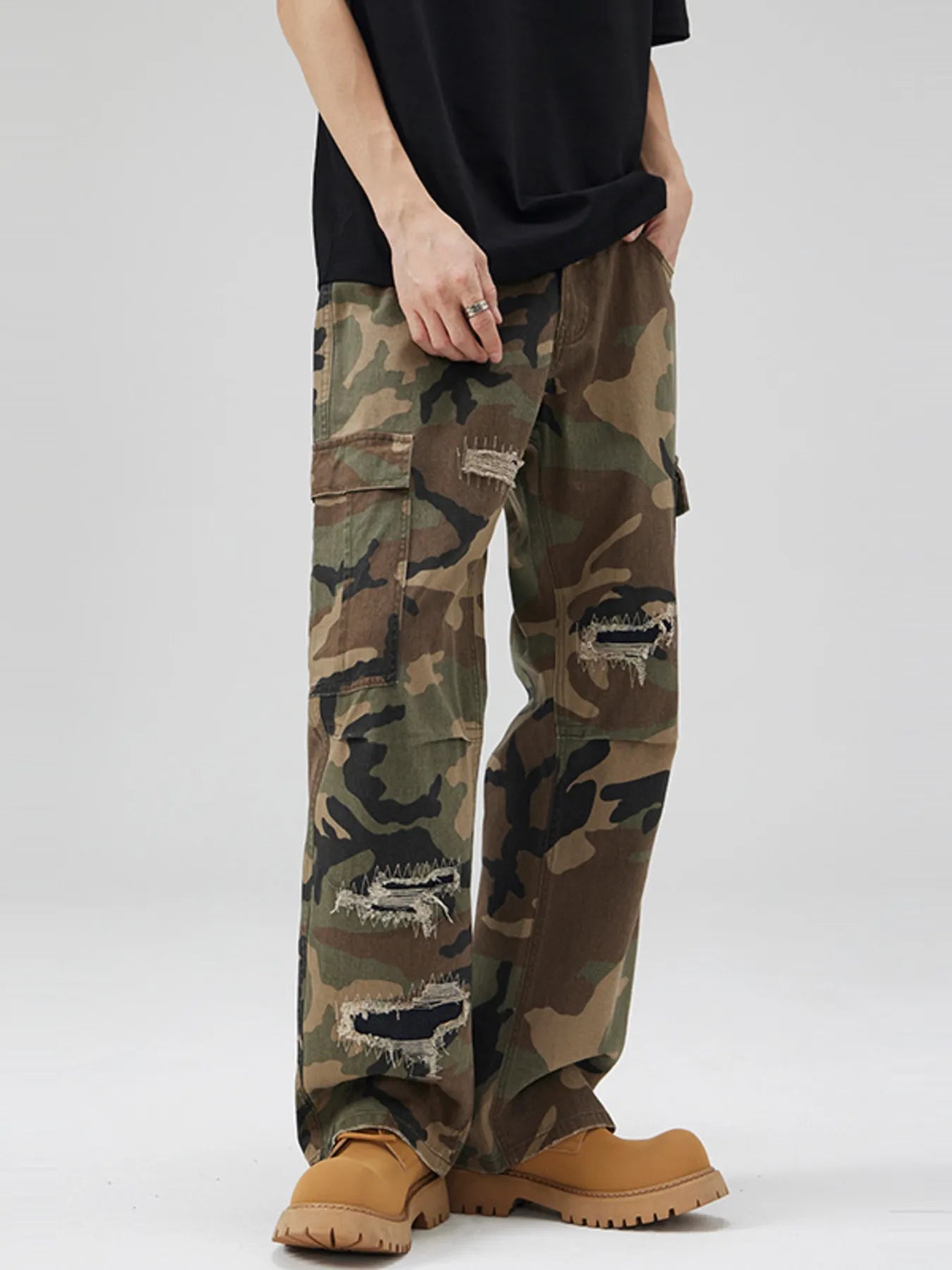 Men's Distressed Camouflage Cargo Pants - My Wear Clothing Co