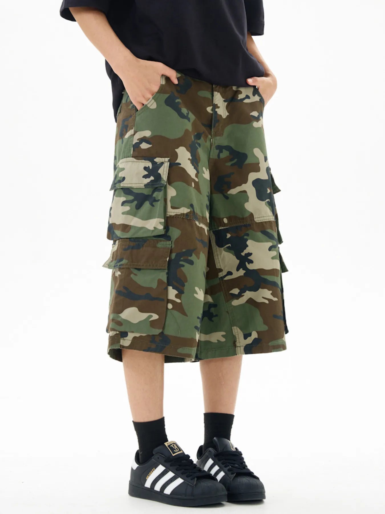 Men's Relaxed Fit Camo Cargo Shorts - My Wear Clothing Co