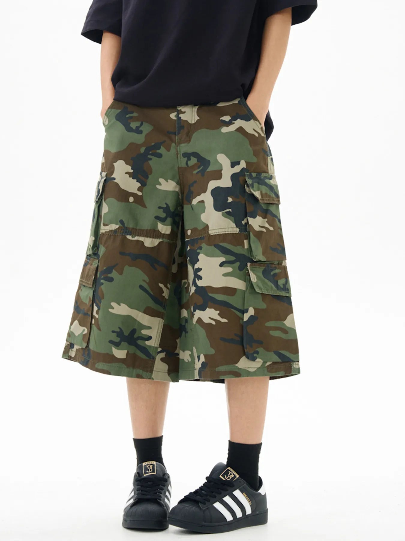 Men's Relaxed Fit Camo Cargo Shorts - My Wear Clothing Co