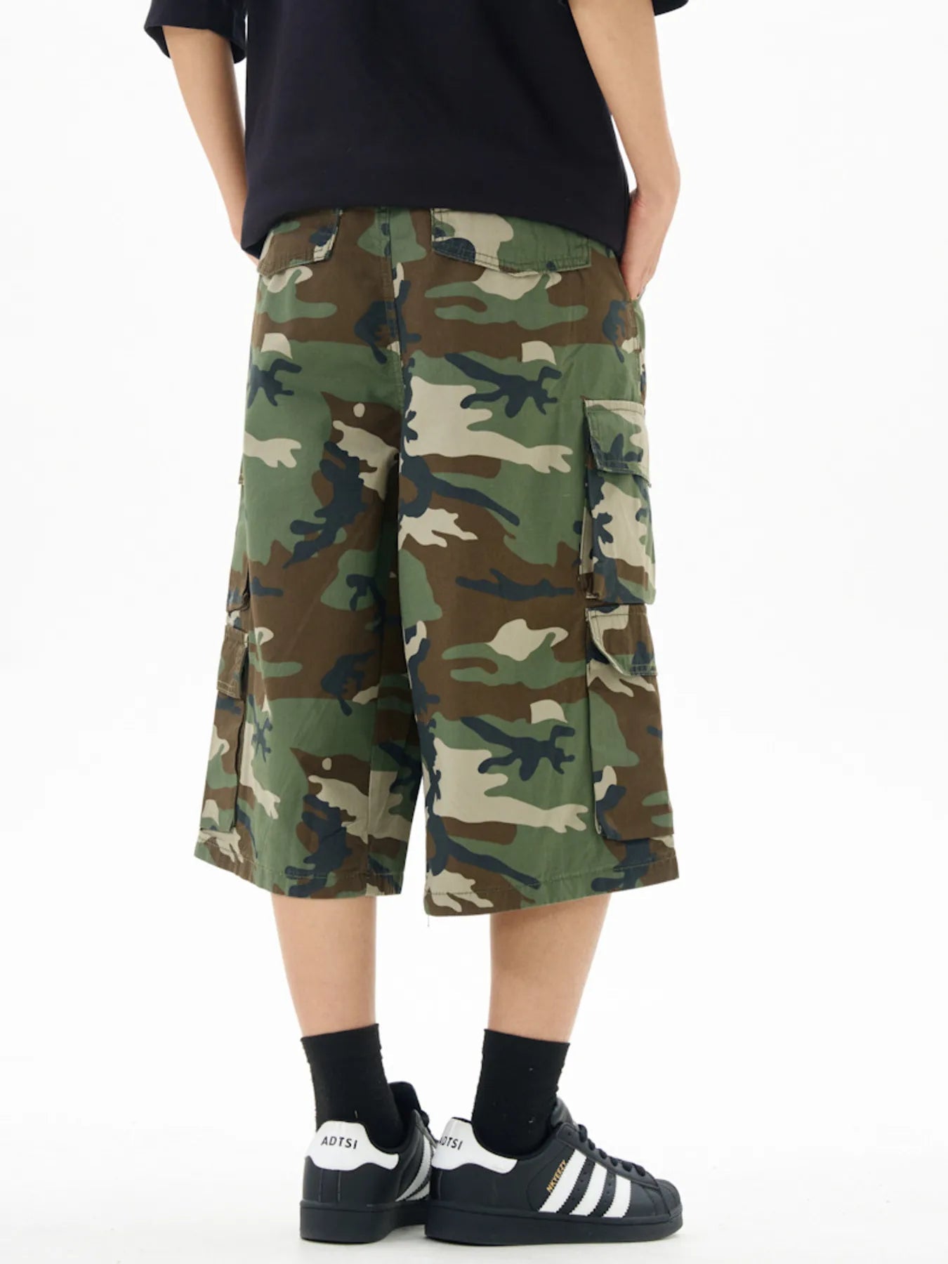 Men's Relaxed Fit Camo Cargo Shorts - My Wear Clothing Co